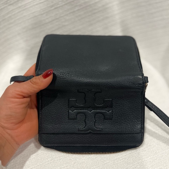 Tory Burch Black Leather Wristlet - Picture 9 of 11